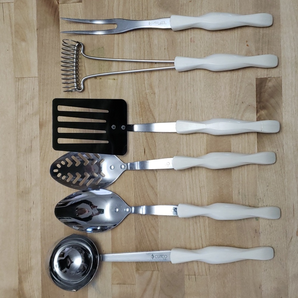 Cutco kitchen cooking utensil set, white